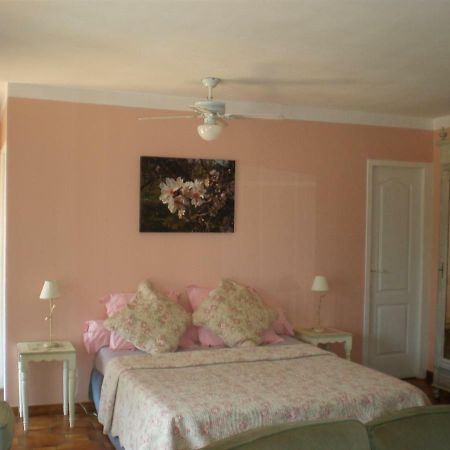 Ferienwohnung Appart Amande Des Amandeirets Châteauneuf-lès-Martigues Exterior foto