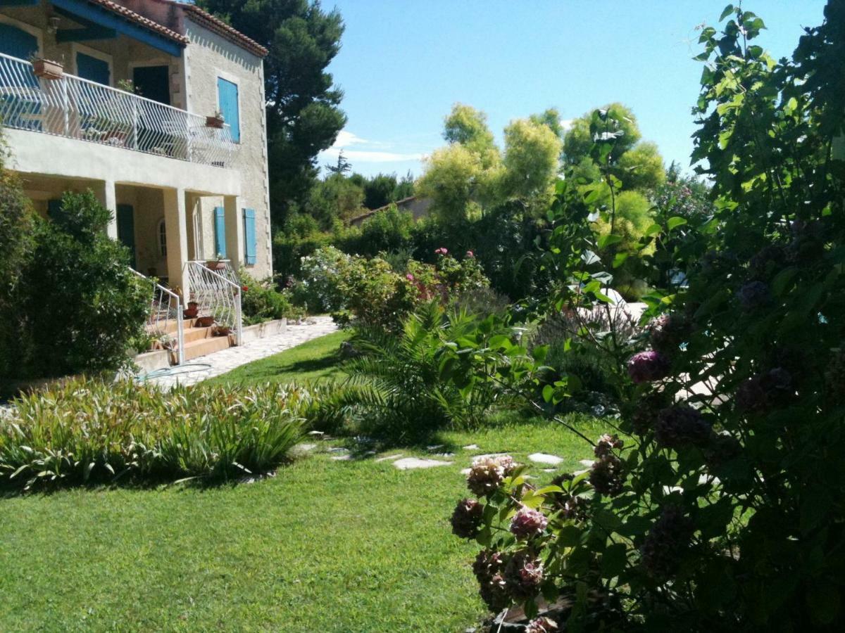 Ferienwohnung Appart Amande Des Amandeirets Châteauneuf-lès-Martigues Exterior foto