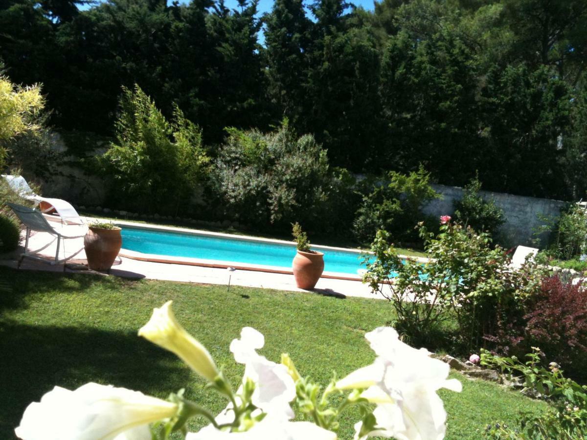 Ferienwohnung Appart Amande Des Amandeirets Châteauneuf-lès-Martigues Exterior foto